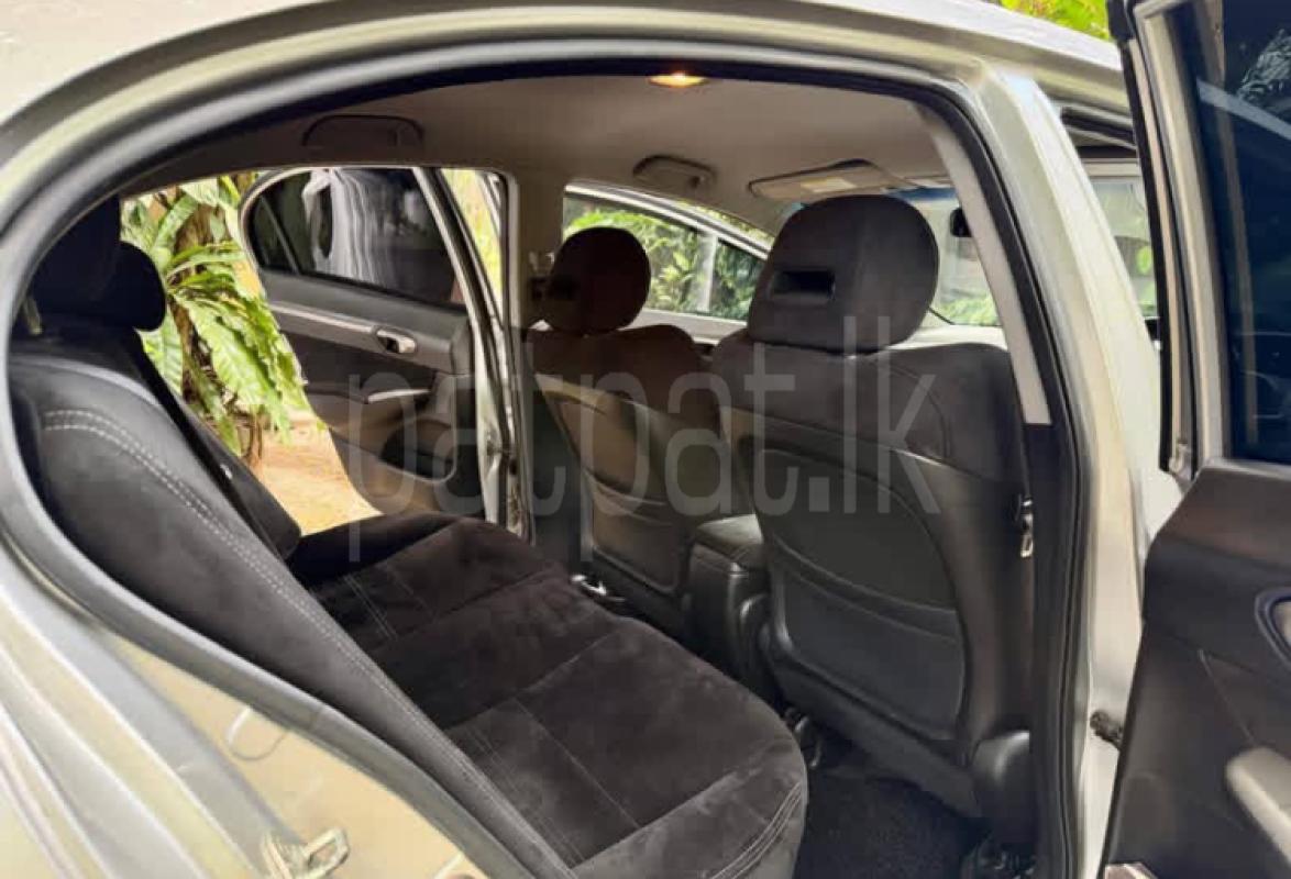 Honda Civic 2010 - பயன்படுத்தப்பட்டது கார் sale in Sri Lanka - patpat.lk