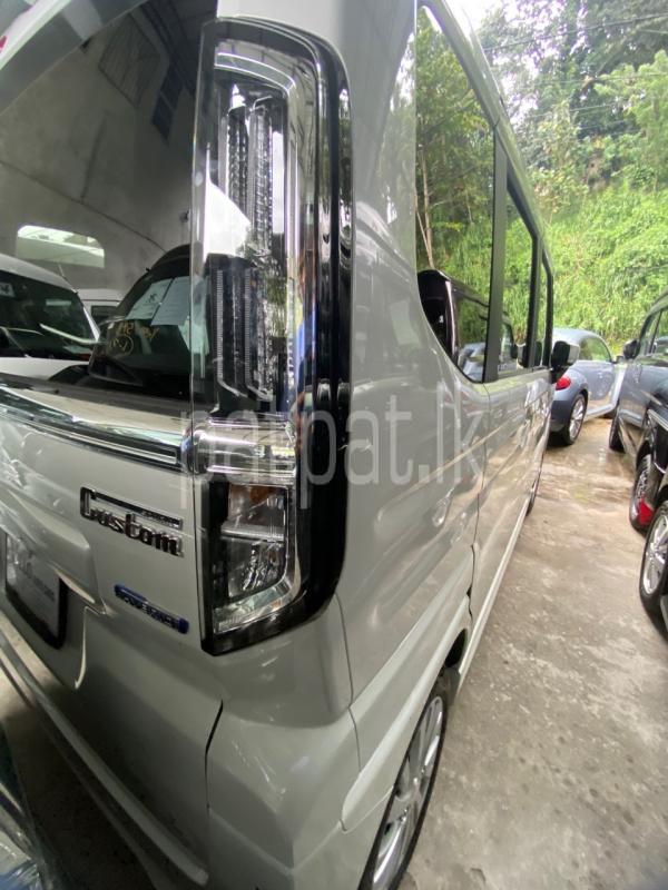 Advertisement image 4