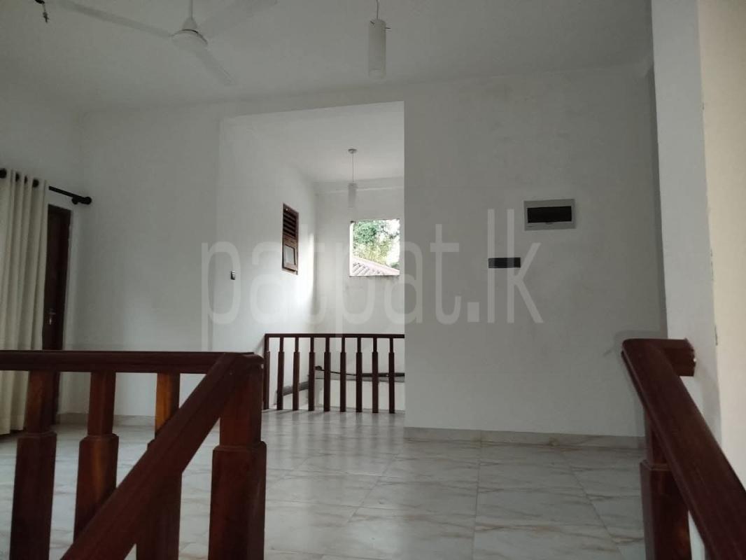 House for Sale in Kiribathgoda ads-image-1
