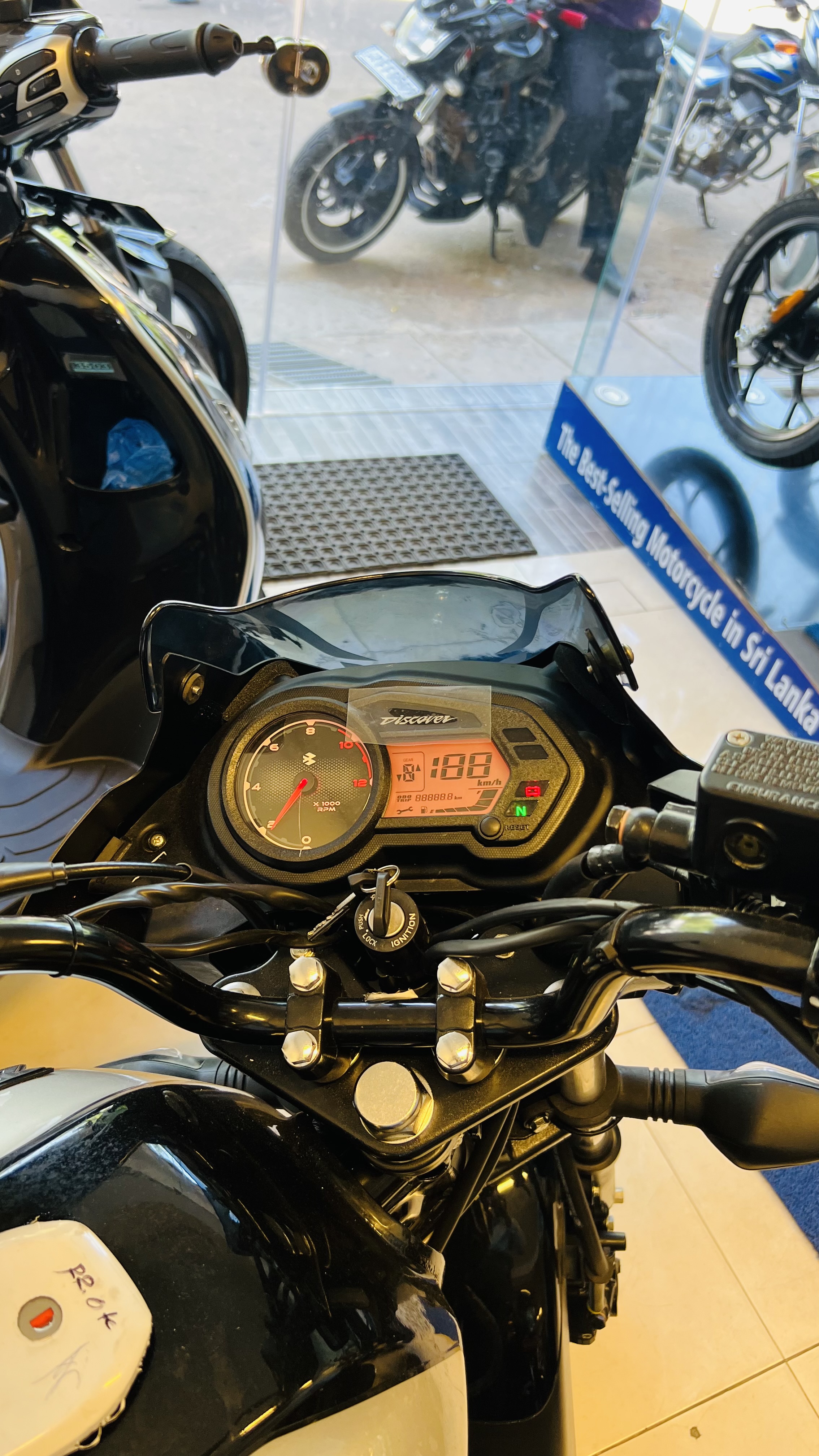 Bajaj Discover 2026 - Brand New Bike sale in Sri Lanka - patpat.lk