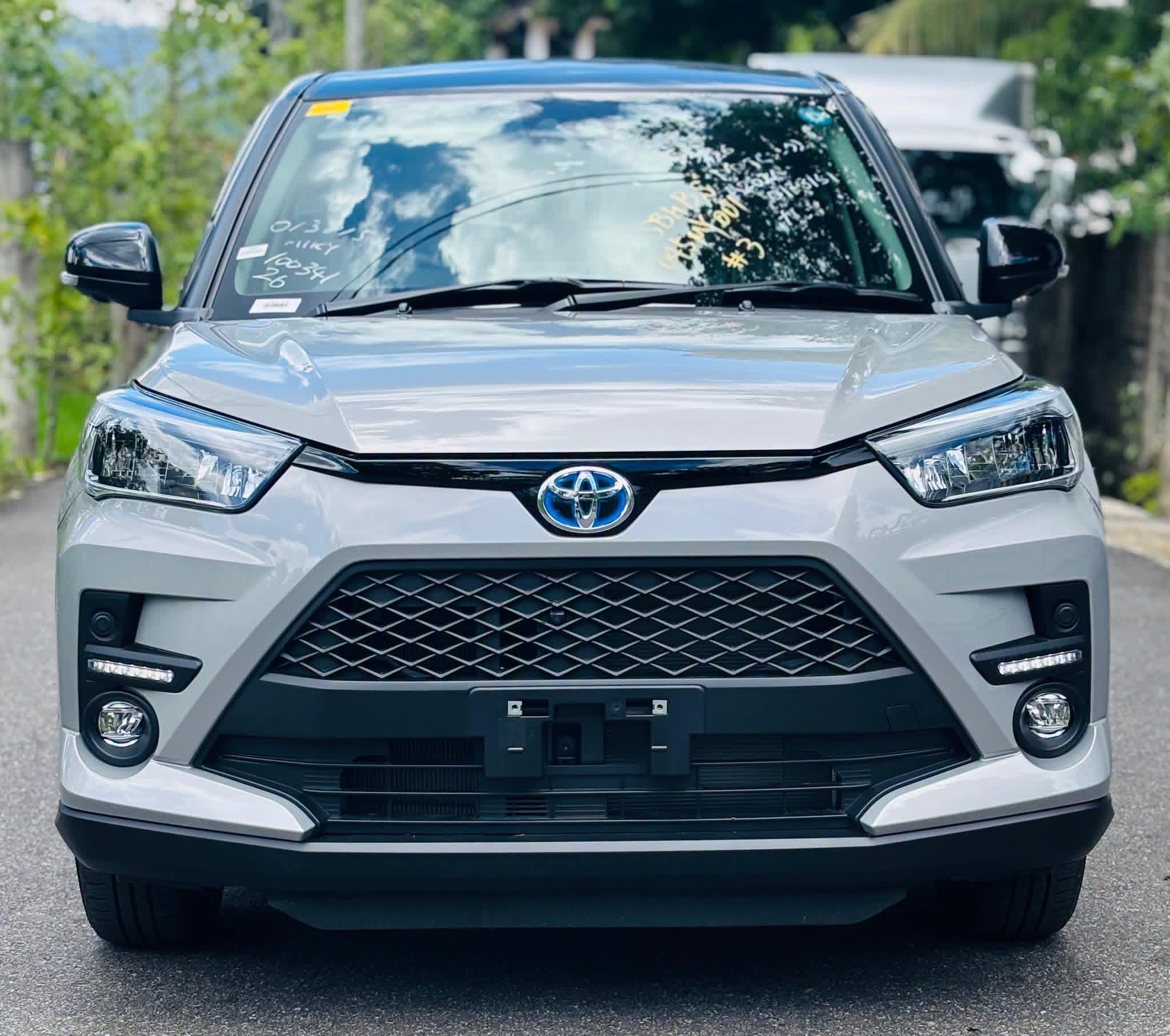 Toyota Raize 2025 - சான்றளிக்கப்பட்டது SUV sale in Sri Lanka - patpat.lk
