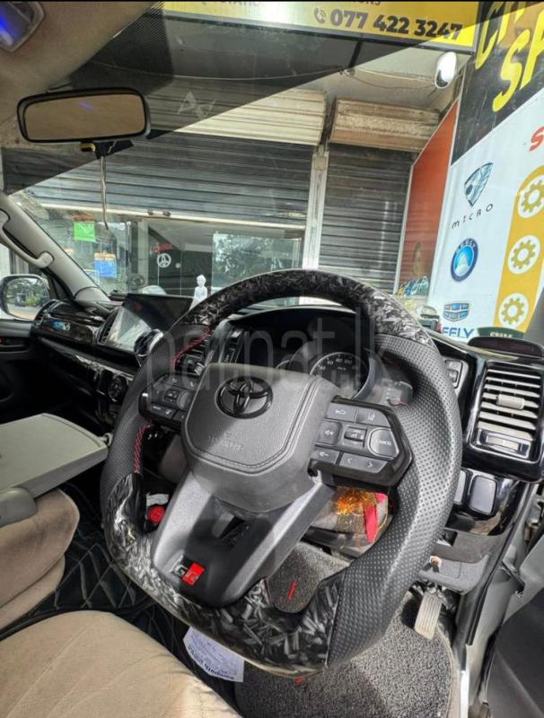 Toyota Hiace 2007 - பயன்படுத்தப்பட்டது வேன் sale in Sri Lanka - patpat.lk