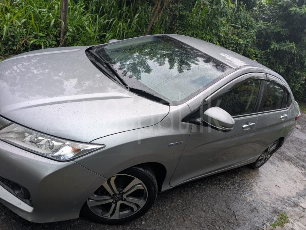 Advertisement image 1