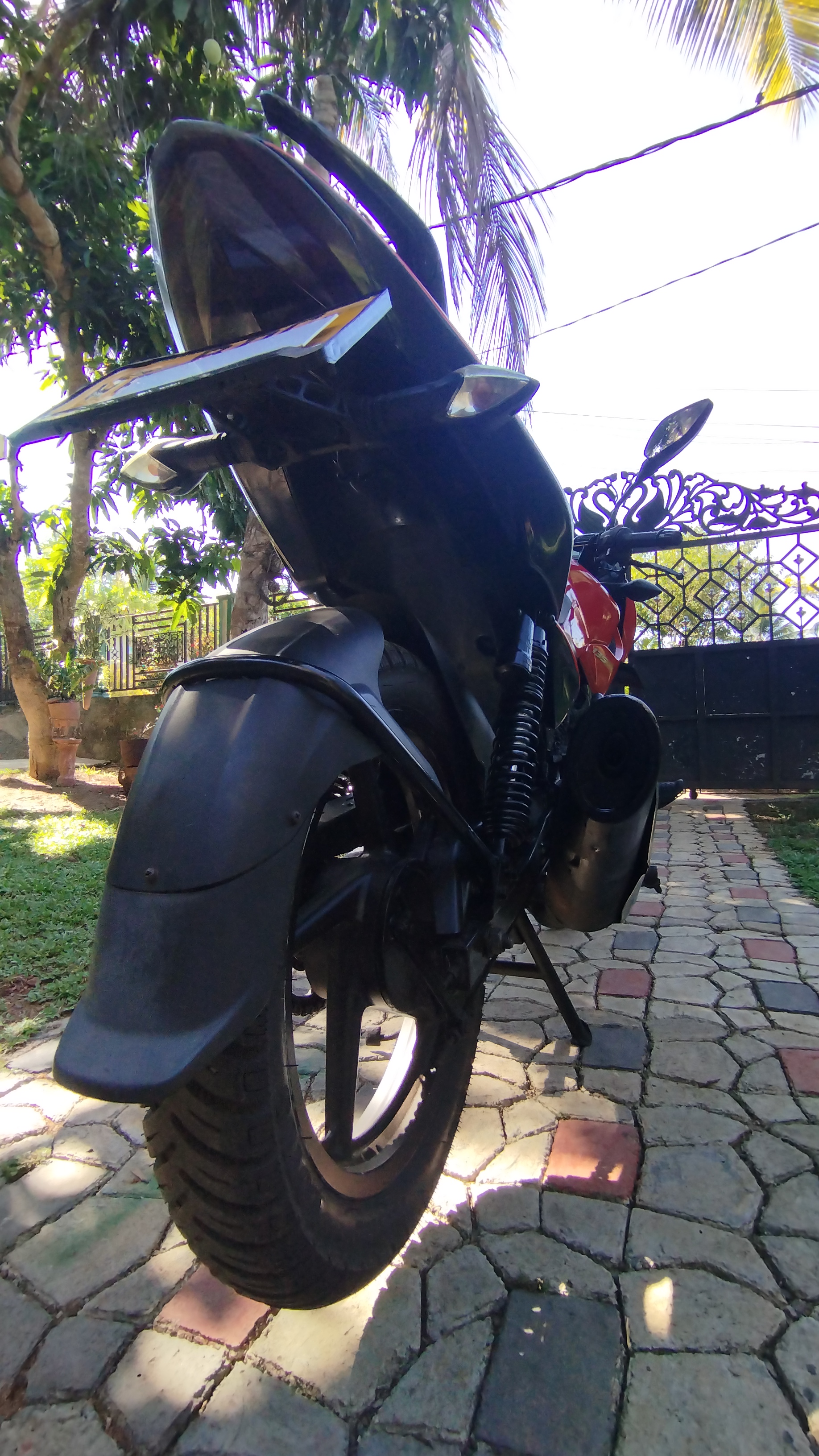 Bajaj Pulsar 2015 - பயன்படுத்தப்பட்டது பைக் sale in Sri Lanka - patpat.lk