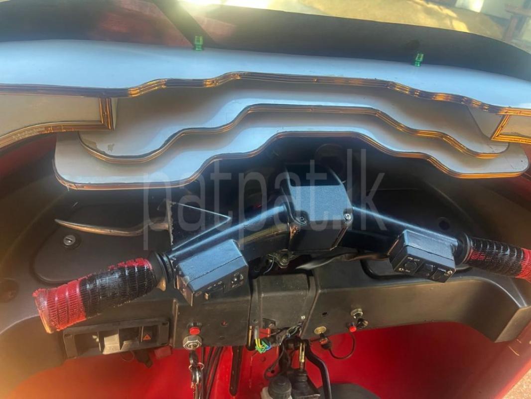 Advertisement image 6