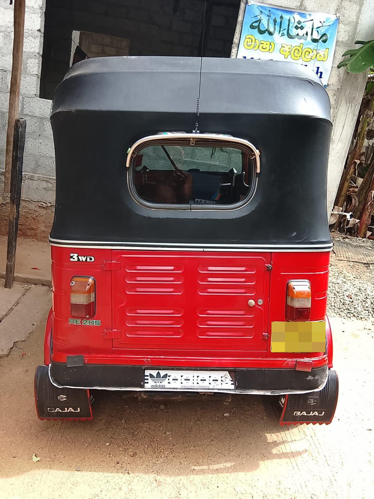 Bajaj Three Wheel 2013 - Used Three wheeler sale in Sri Lanka - patpat.lk