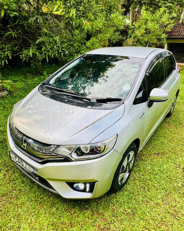 Honda Fit 2014 - பயன்படுத்தப்பட்டது கார் sale in Sri Lanka - patpat.lk