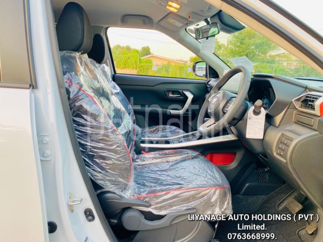 Advertisement image 6