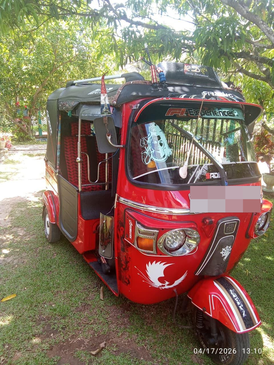 Bajaj Three Wheel 2012 - භාවිතා කරන ලද ත්‍රිරෝද රථය sale in Sri Lanka - patpat.lk