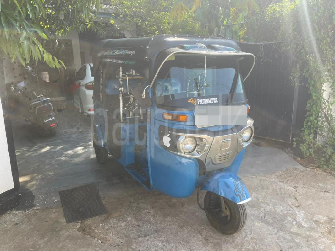 Bajaj Three Wheel 2014 - மறுசீரமைக்கப்பட்டது முச்சக்கர வண்டி sale in Sri Lanka - patpat.lk