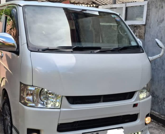 Toyota Hiace 2017 - Used Van sale in Sri Lanka - patpat.lk