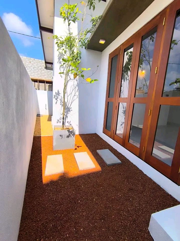House for Sale in Athurugiriya