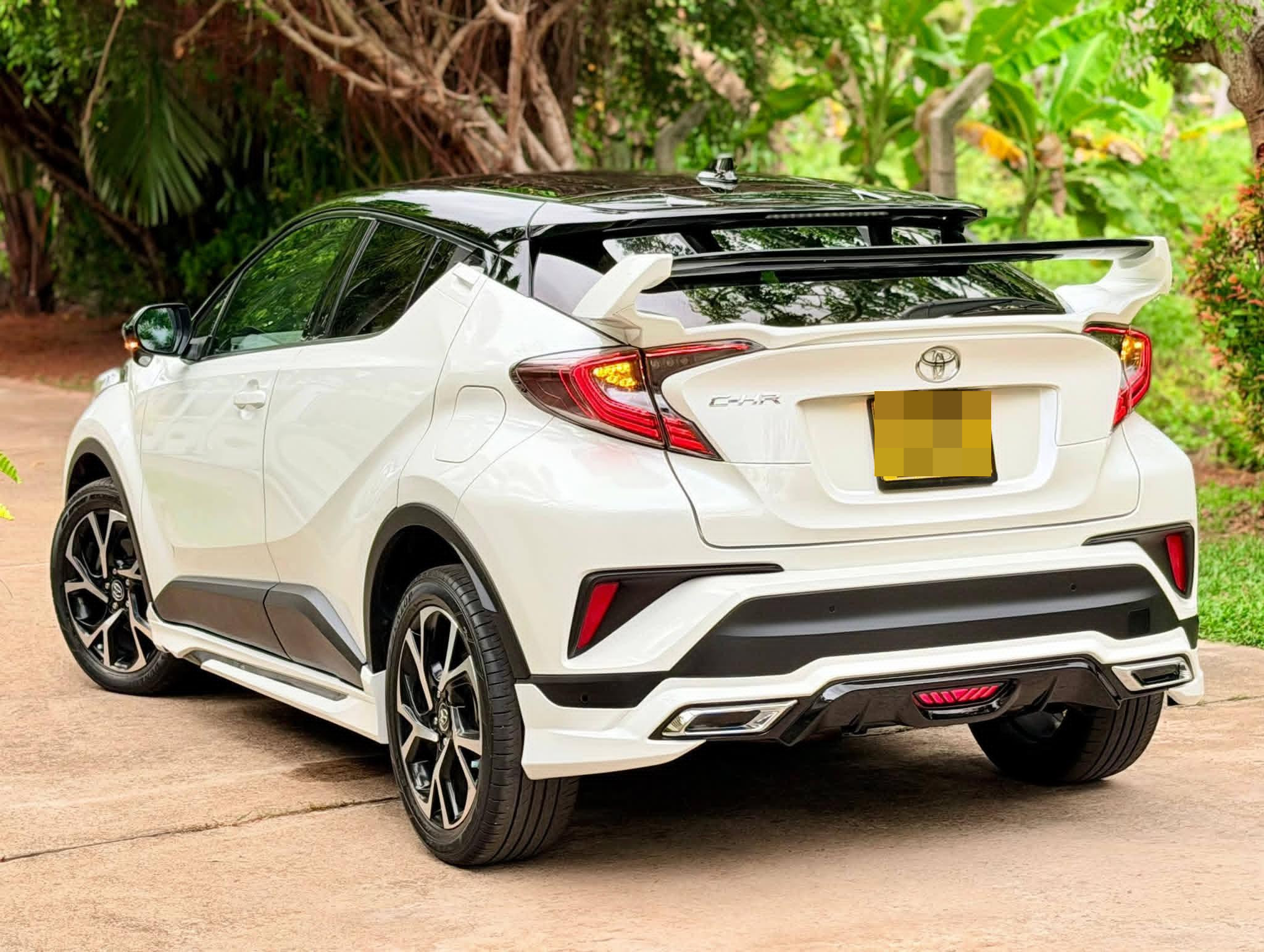 Toyota CHR 2017 - Used SUV sale in Sri Lanka - patpat.lk