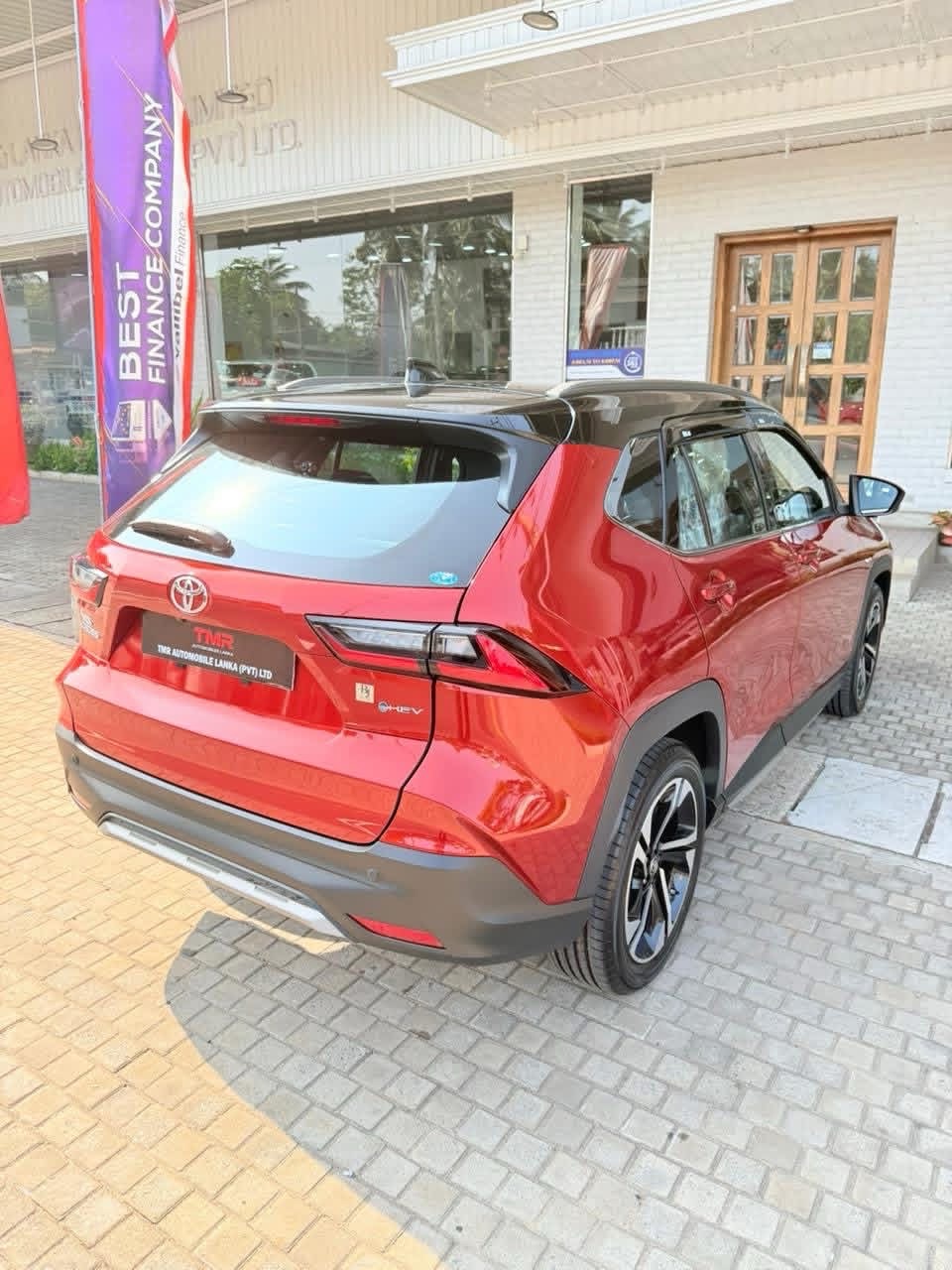 Advertisement image 4