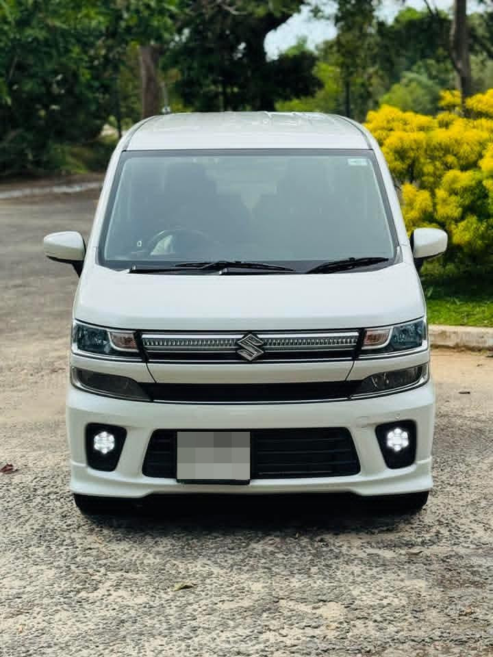 Suzuki Wagon R 2018 - භාවිතා කරන ලද කාර් sale in Sri Lanka - patpat.lk