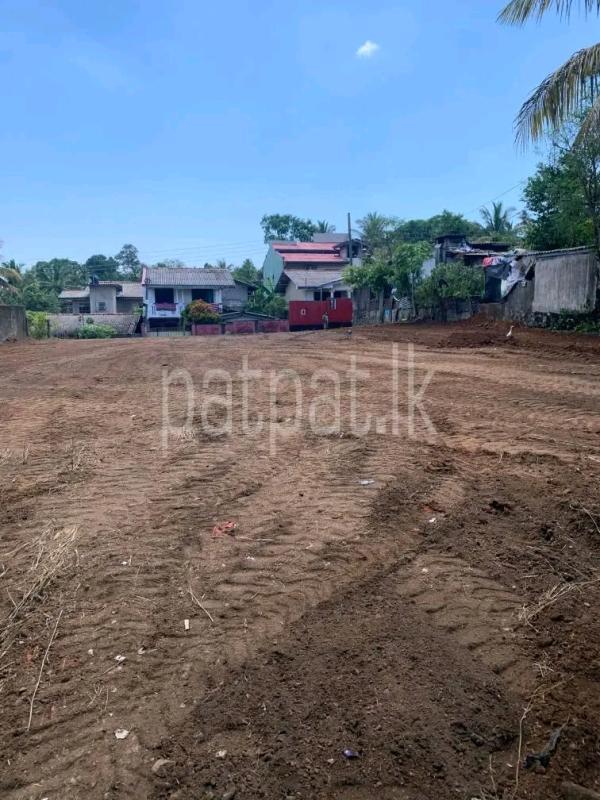 Residential Land for Sale in Kandana