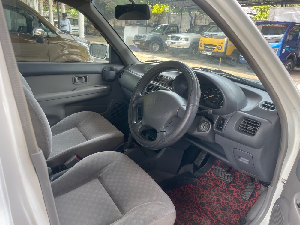 Nissan March 2002 - பயன்படுத்தப்பட்டது கார் sale in Sri Lanka - patpat.lk