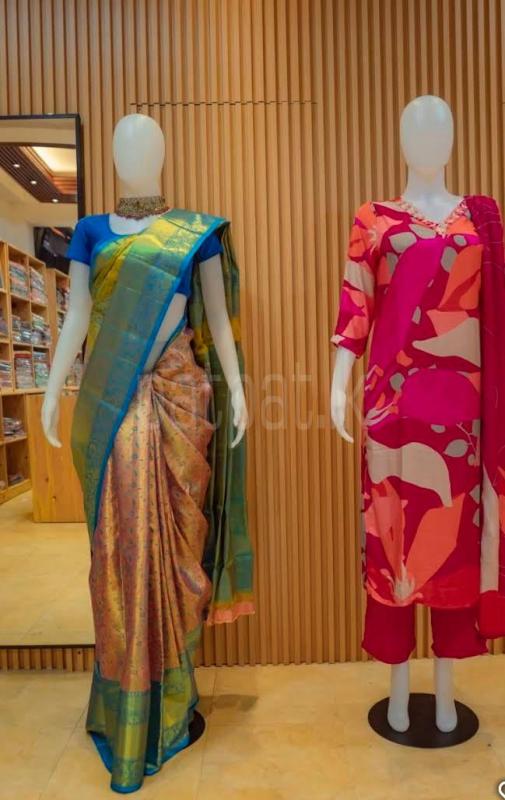 Building for Rent in Wellawatta (Colombo 06)