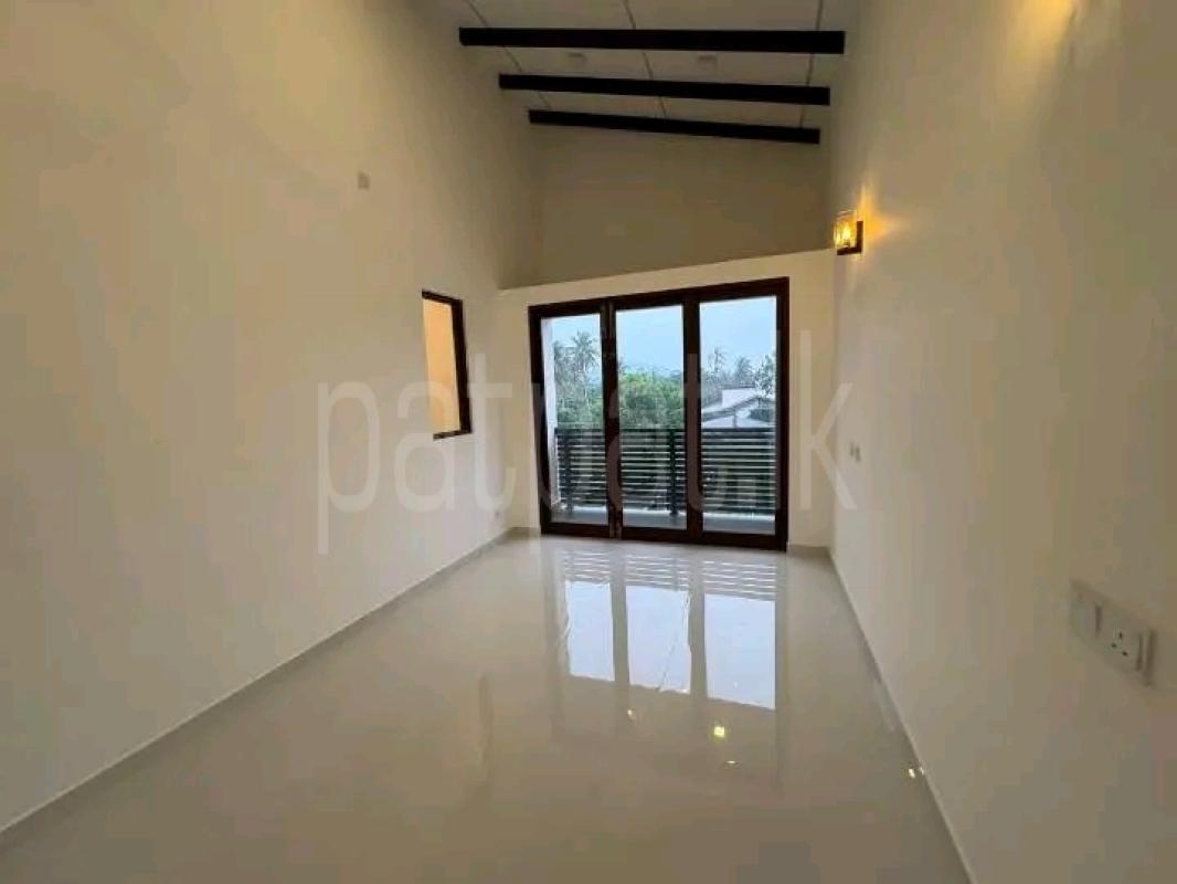 House for Sale in Athurugiriya ads-image-1