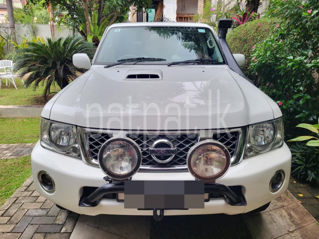 Nissan Patrol 2008 - භාවිතා කරන ලද SUV රථය sale in Sri Lanka - patpat.lk
