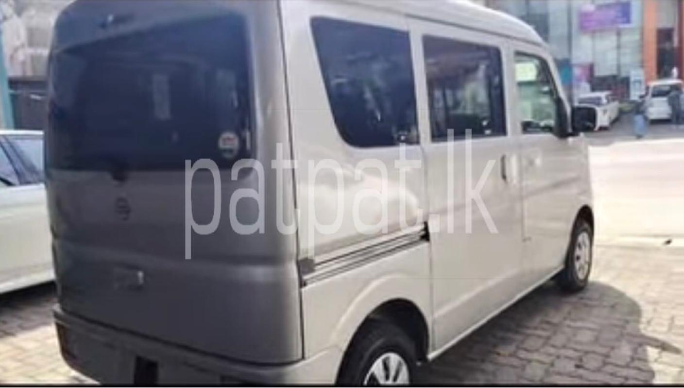 Advertisement image 6