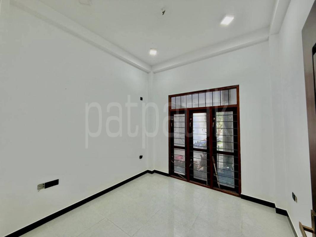 House for Sale in Ja-Ela ads-image-1