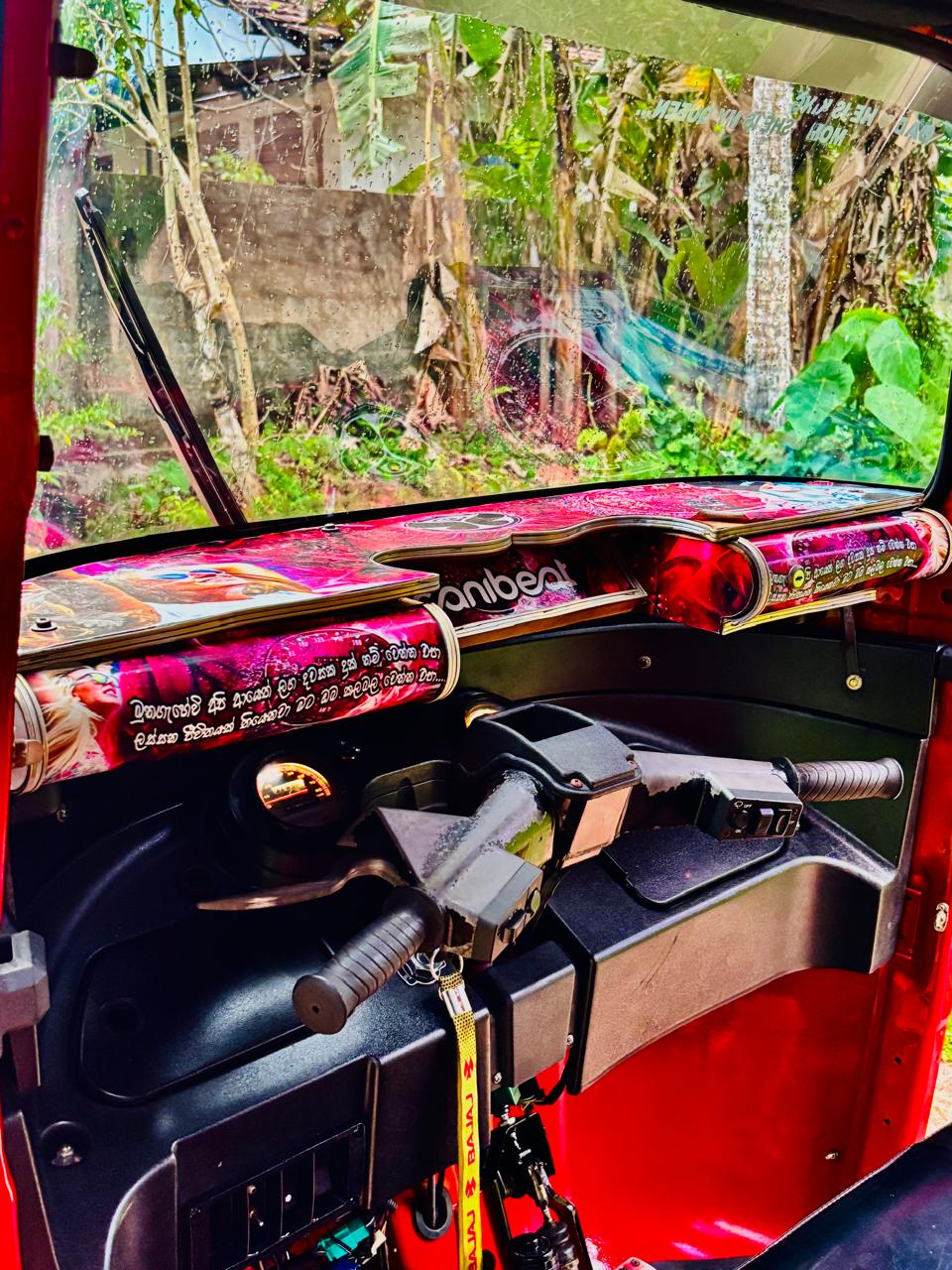 Bajaj Three Wheel 2016 - பயன்படுத்தப்பட்டது முச்சக்கர வண்டி sale in Sri Lanka - patpat.lk