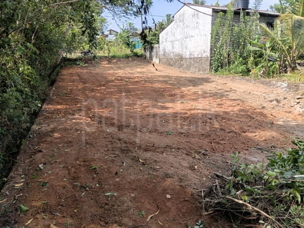 Residential Land for Sale in Horana
