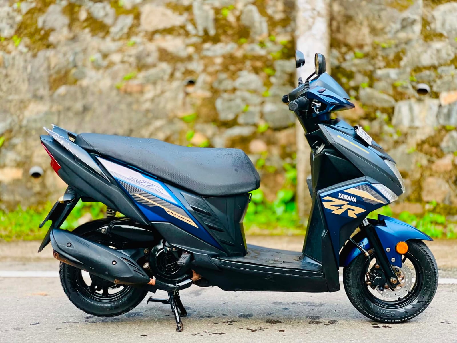 Yamaha FZR 2018 - Used Bike sale in Sri Lanka - patpat.lk