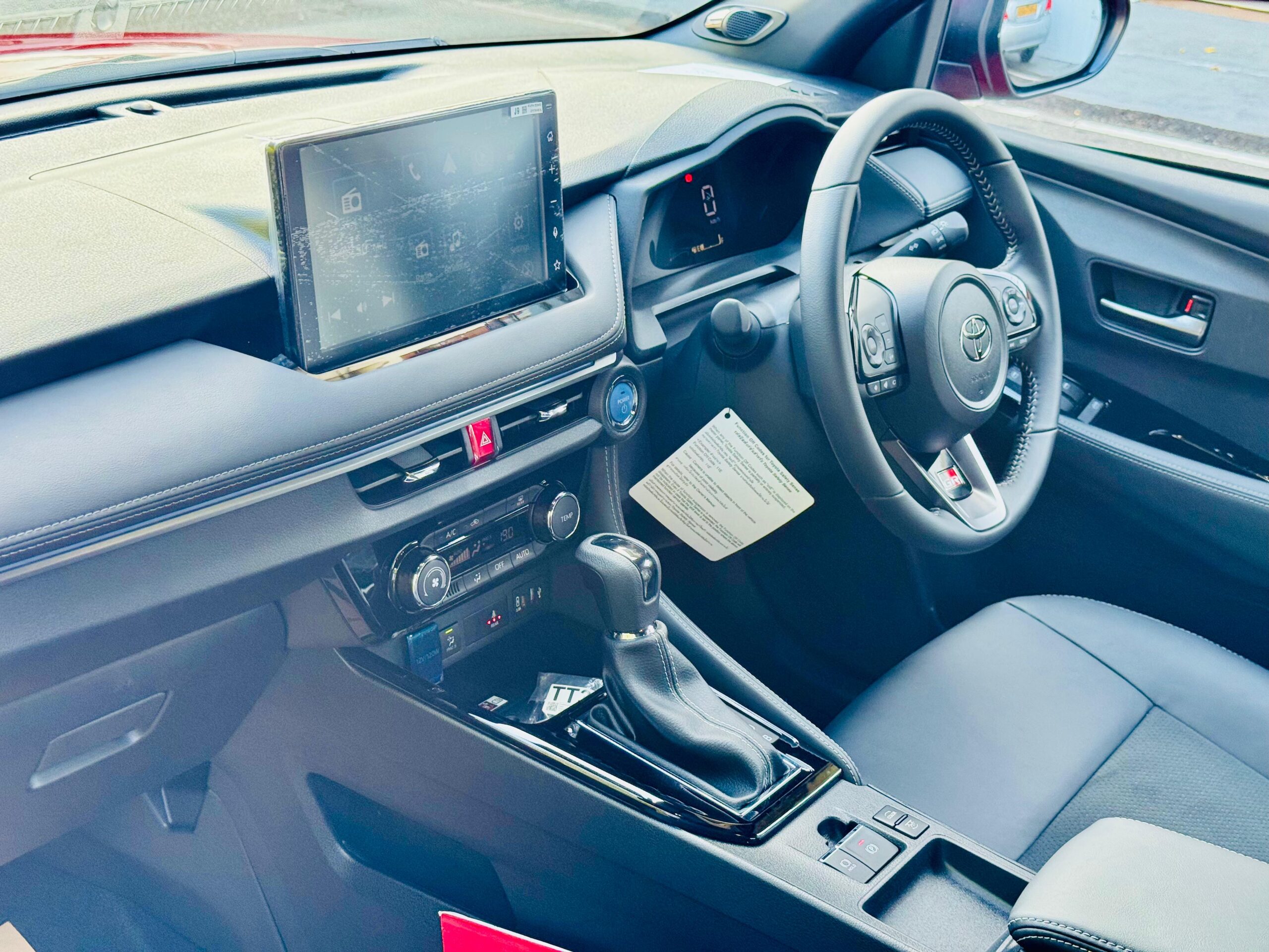 Toyota Yaris Ativ 2025 - சான்றளிக்கப்பட்டது கார் sale in Sri Lanka - patpat.lk