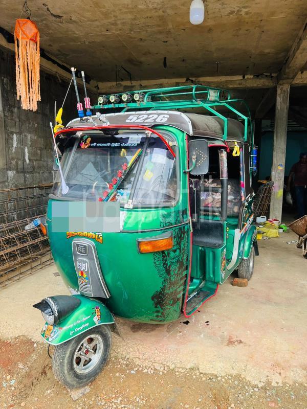 Bajaj 4 stroke 2006 - பயன்படுத்தப்பட்டது முச்சக்கர வண்டி sale in Sri Lanka - patpat.lk