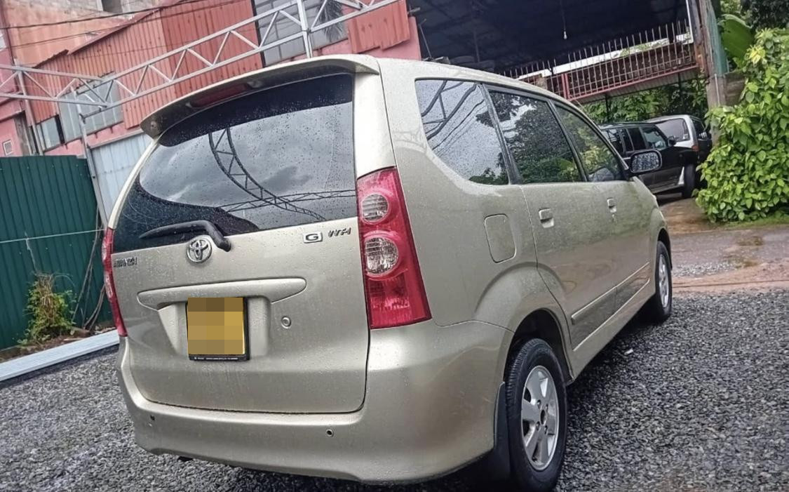 Toyota Avanza 2007 - பயன்படுத்தப்பட்டது வேன் sale in Sri Lanka - patpat.lk