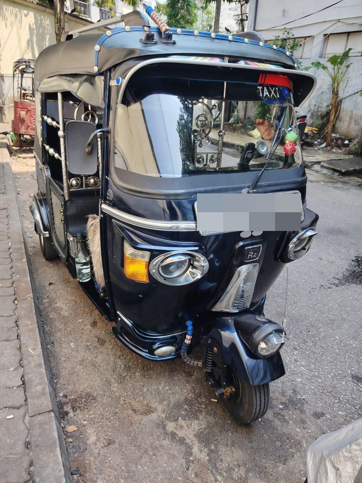 Bajaj 4 stroke 2010 - Used Three wheeler sale in Sri Lanka - patpat.lk