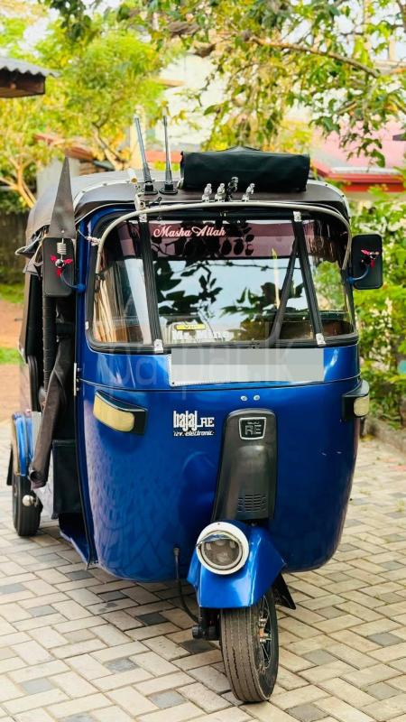 Bajaj 2 stroke 2003 - பயன்படுத்தப்பட்டது முச்சக்கர வண்டி sale in Sri Lanka - patpat.lk