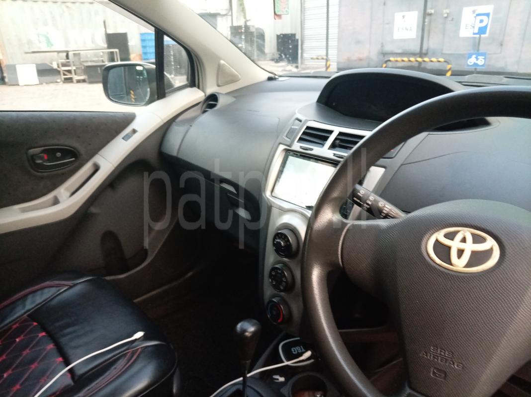 Toyota Vitz 2007 - பயன்படுத்தப்பட்டது கார் sale in Sri Lanka - patpat.lk