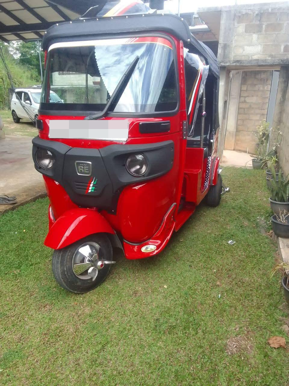 Bajaj Three Wheel 2015 - Used Three wheeler sale in Sri Lanka - patpat.lk