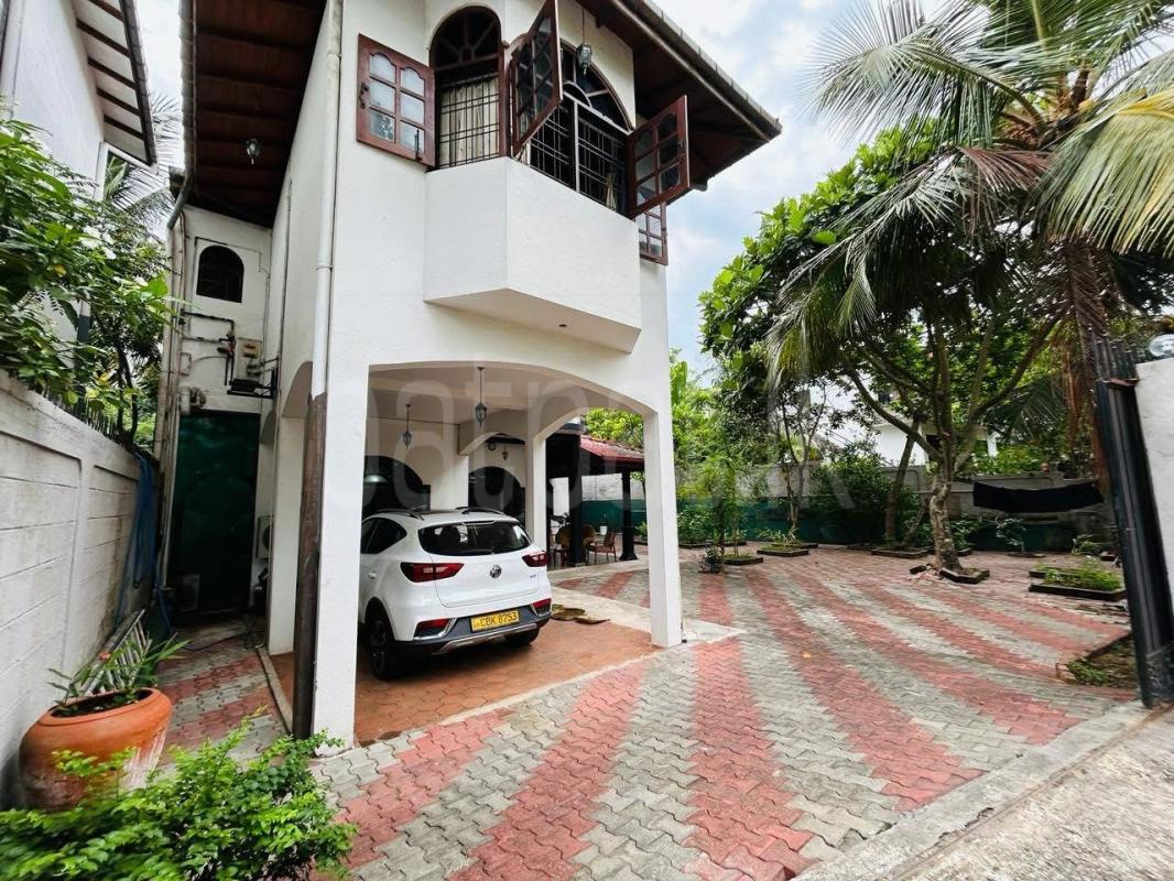 House for Sale in Thalapathpitiya
