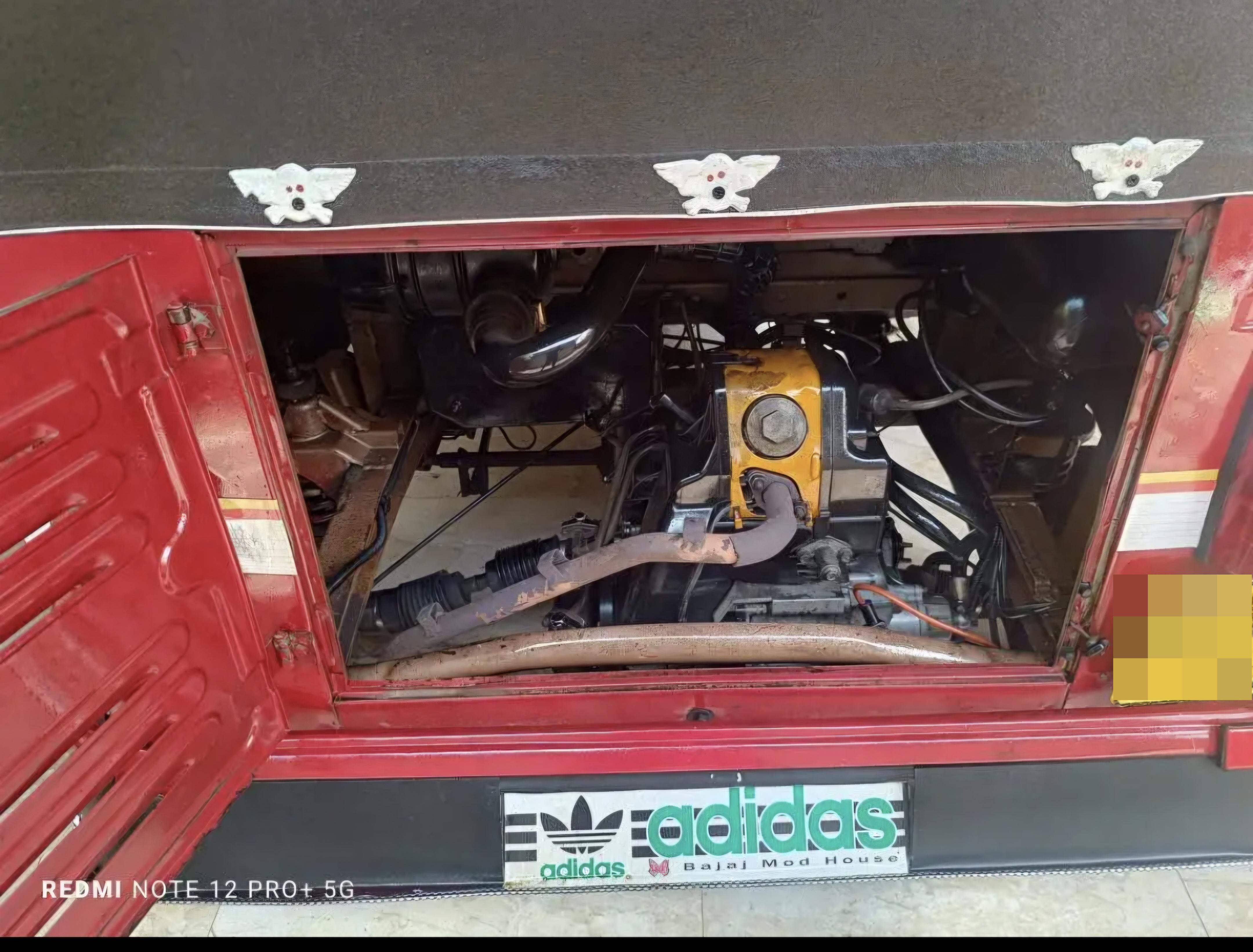 Bajaj Three Wheel 2011 - Used Three wheeler sale in Sri Lanka - patpat.lk