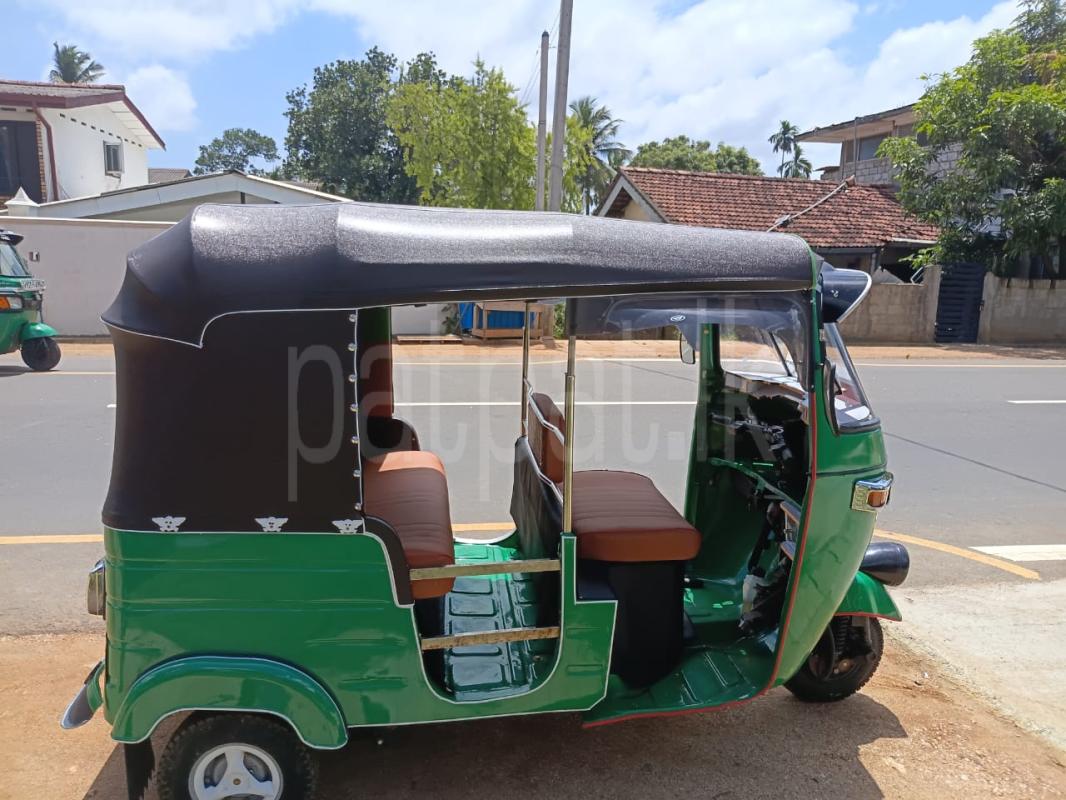 Bajaj 2 stroke 2006 - භාවිතා කරන ලද ත්‍රිරෝද රථය sale in Sri Lanka - patpat.lk