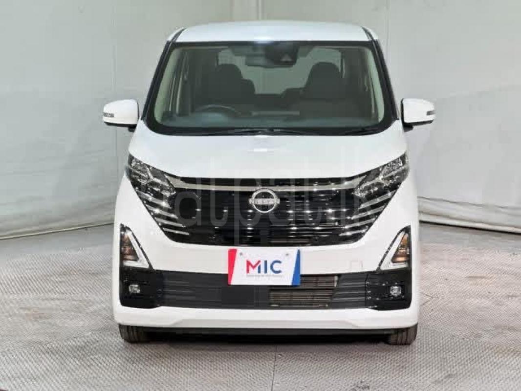 Nissan Roox 2024 - Used Car sale in Sri Lanka - patpat.lk