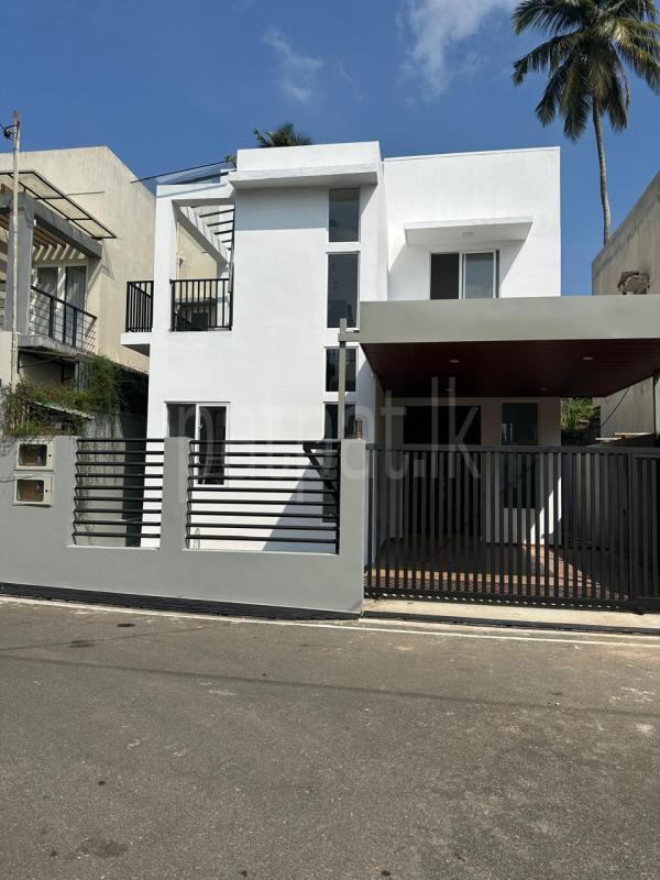 House for Sale in Kahathuduwa