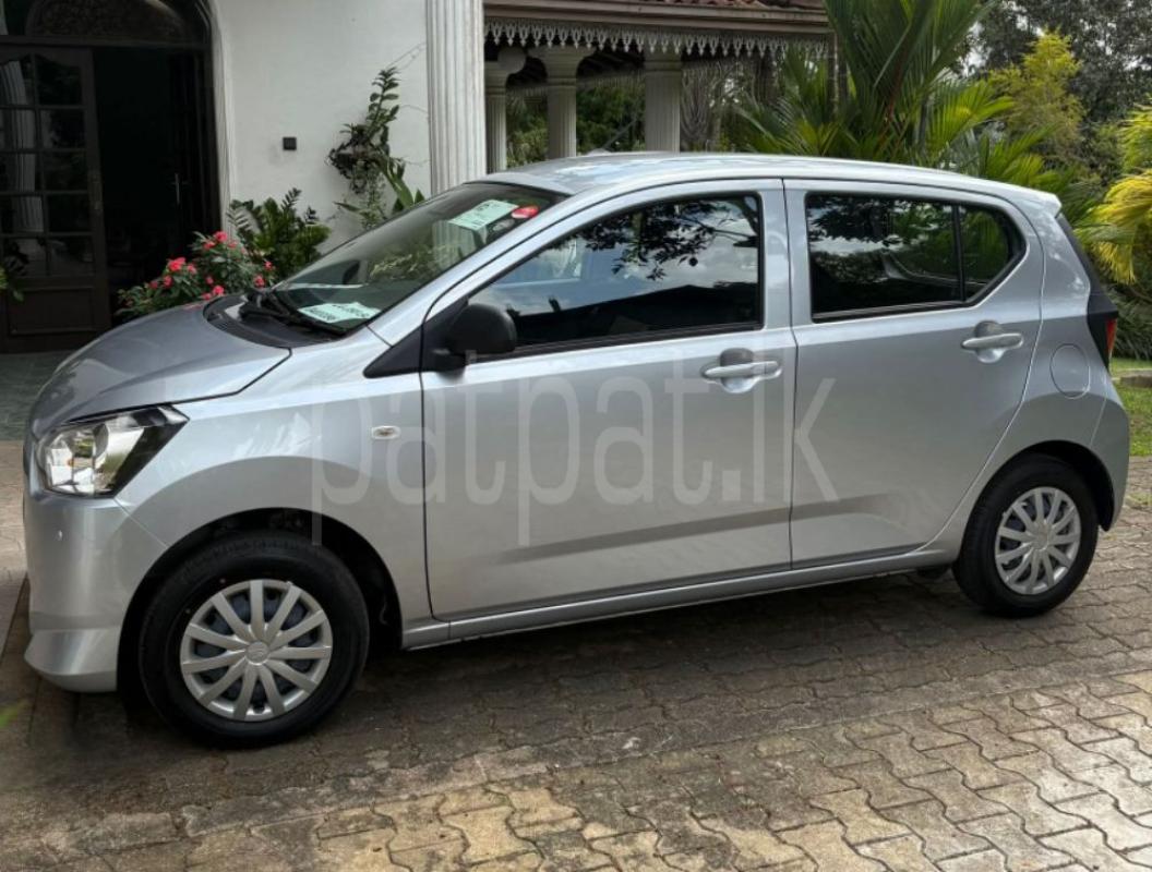 Advertisement image 6