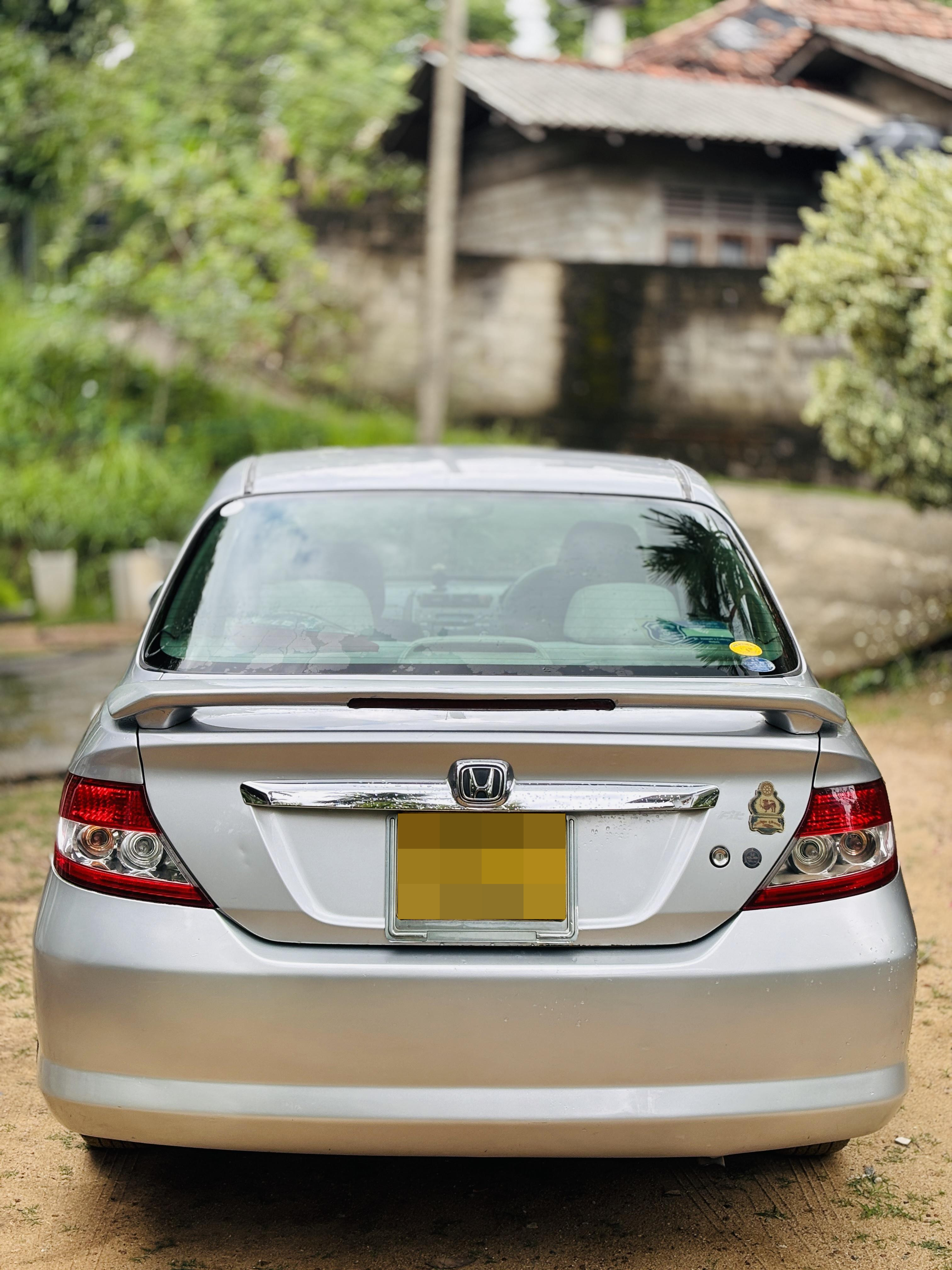 Honda Fit 2003 - பயன்படுத்தப்பட்டது கார் sale in Sri Lanka - patpat.lk