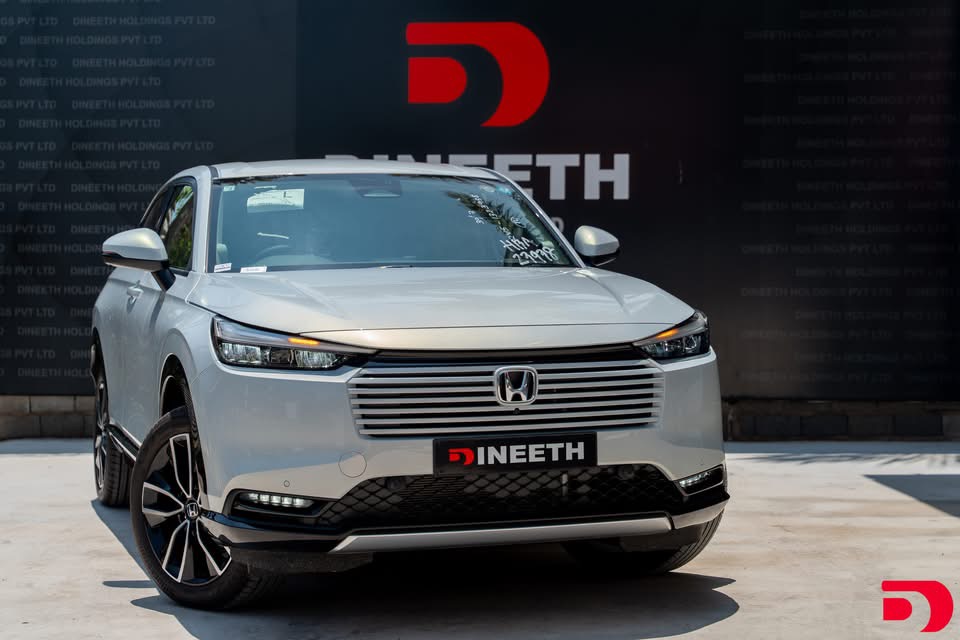 Honda Vezel 2026 ads-image-1