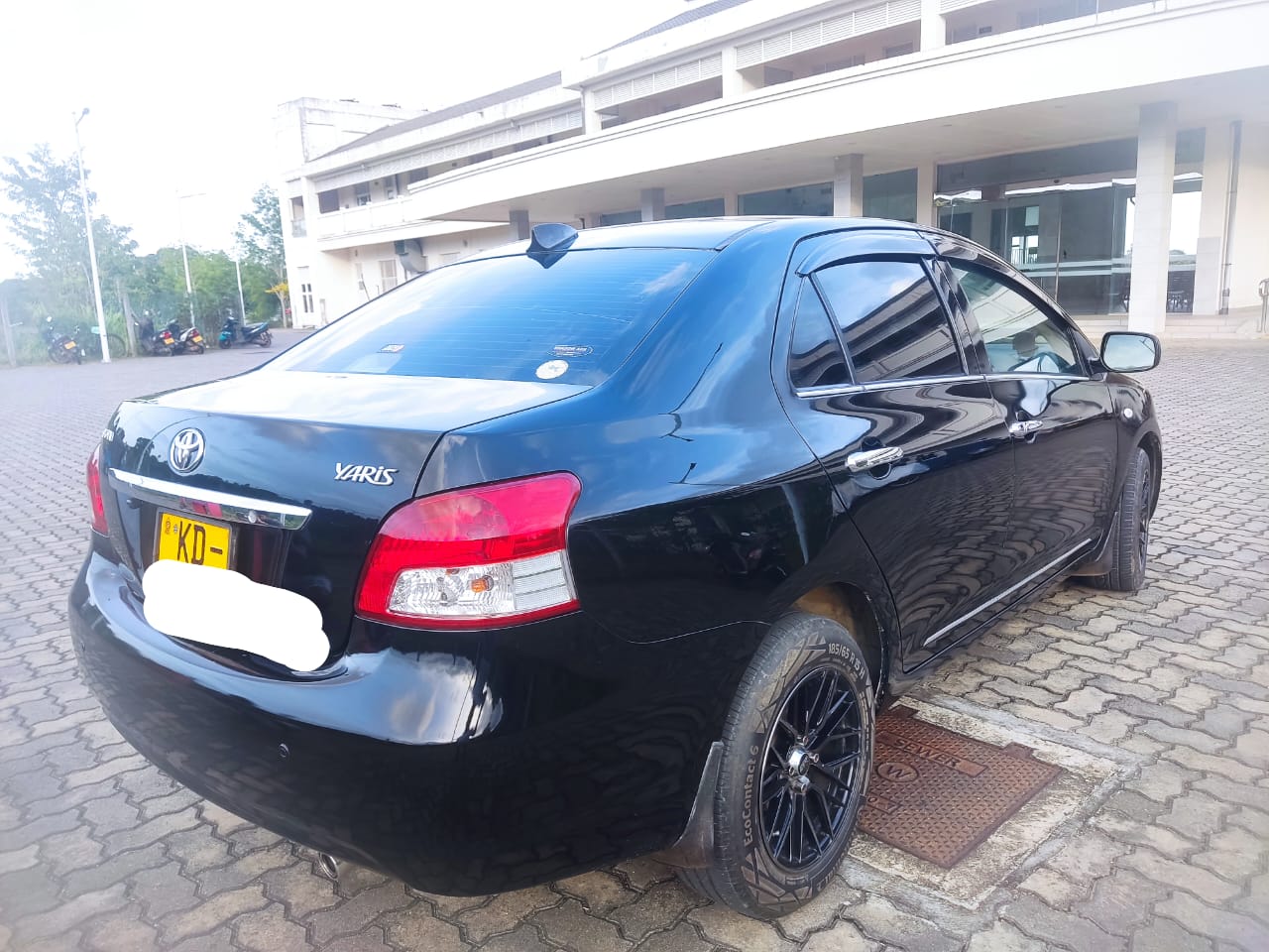 Toyota Yaris 2006 - Used Car sale in Sri Lanka - patpat.lk