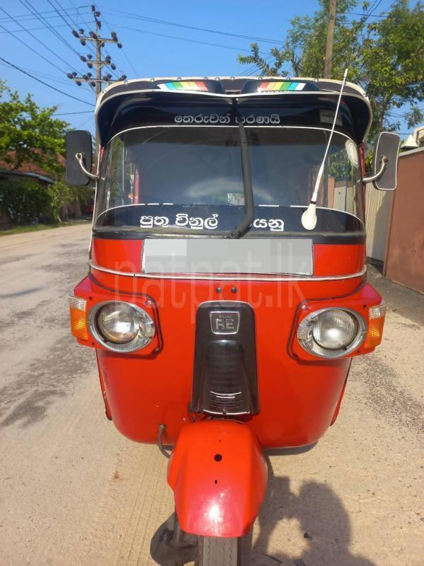 Bajaj Three Wheel 2013 - பயன்படுத்தப்பட்டது முச்சக்கர வண்டி sale in Sri Lanka - patpat.lk