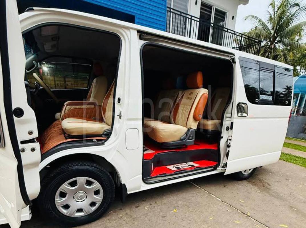 Advertisement image 6