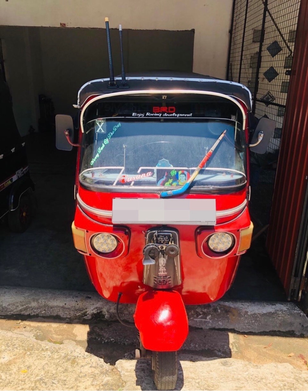 Bajaj Three Wheel 2010 - பயன்படுத்தப்பட்டது முச்சக்கர வண்டி sale in Sri Lanka - patpat.lk