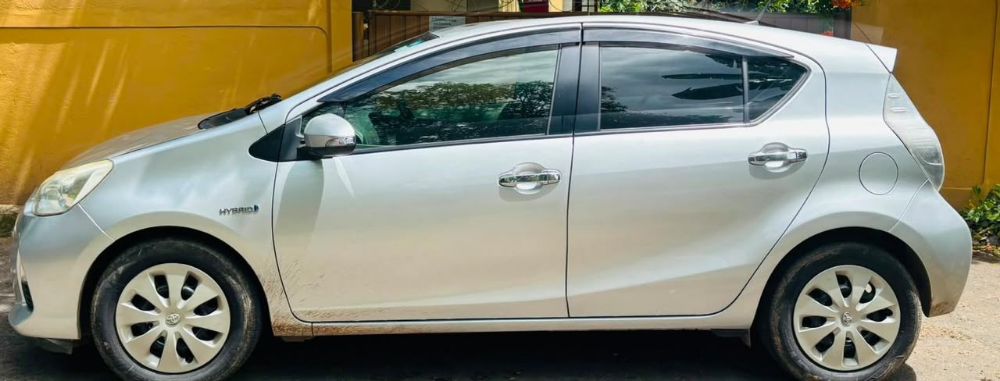 Toyota Aqua 2012 - භාවිතා කරන ලද කාර් sale in Sri Lanka - patpat.lk