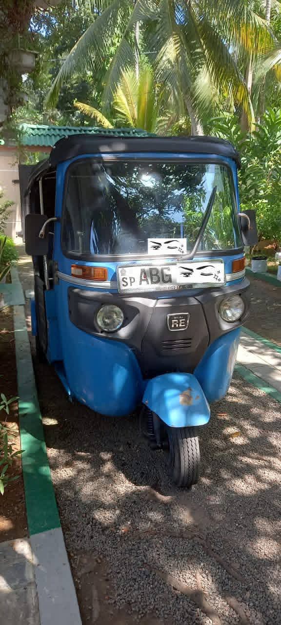 Bajaj Three Wheel 2016 - பயன்படுத்தப்பட்டது முச்சக்கர வண்டி sale in Sri Lanka - patpat.lk